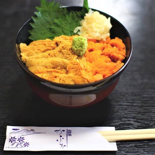 海鮮処かふか　生ウニ丼