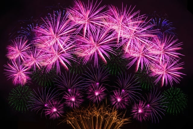 豊平川花火大会19 ６つの穴場を近距離順に紹介 花火の準備も解説